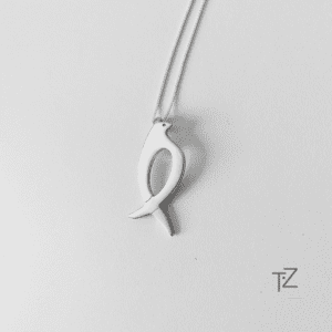 Colar pássaro único